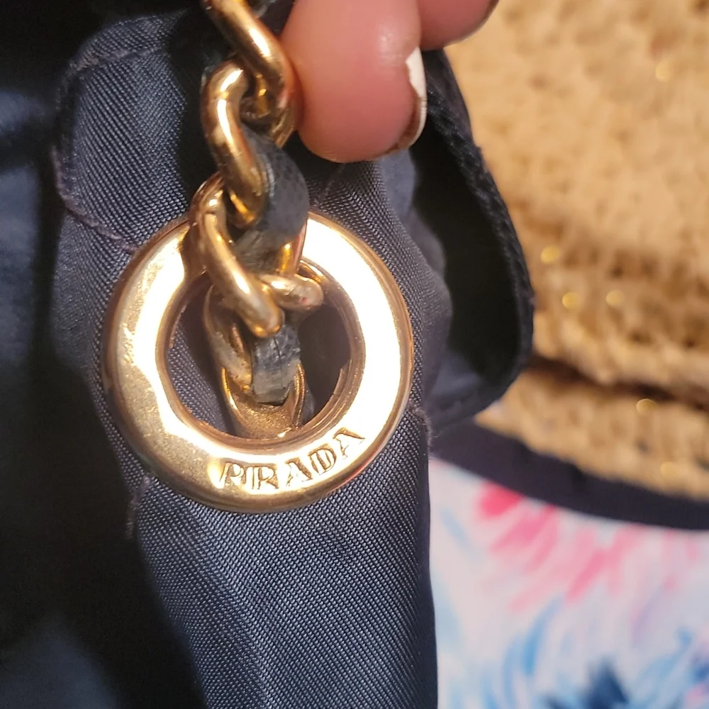 PRADA - Picture 12 of 15